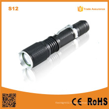 S12 Outdoor Hand Light 18650 Batterie LED Rechargeable Lampe de poche